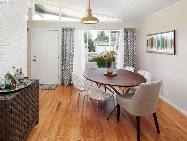 Building Photo - 12920 SW Faircrest St