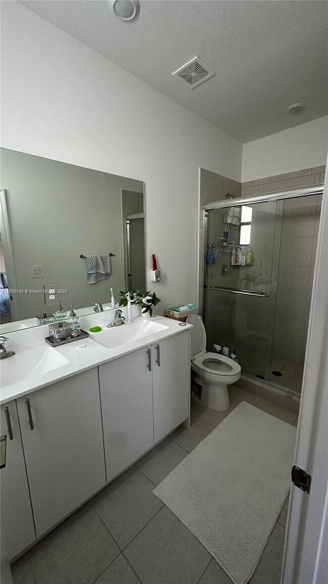 Foto del edificio - 23420 SW 127th Pl