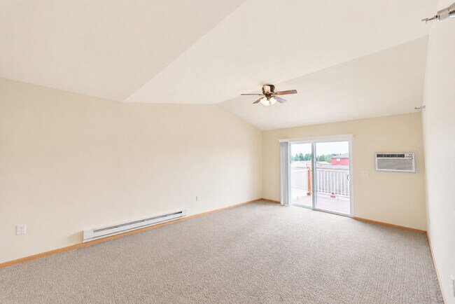 Foto del edificio - Berry Pointe Luxury Apartments