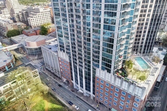Building Photo - 210 N Church St