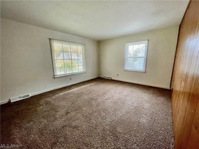 Foto del edificio - 1765 Beechwood St NE