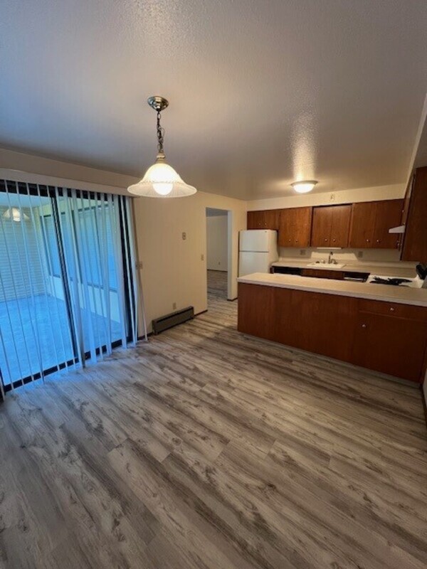 Building Photo - 106 La Villa Dr
