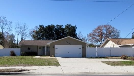 Primary Photo - 2301 Mariner Blvd