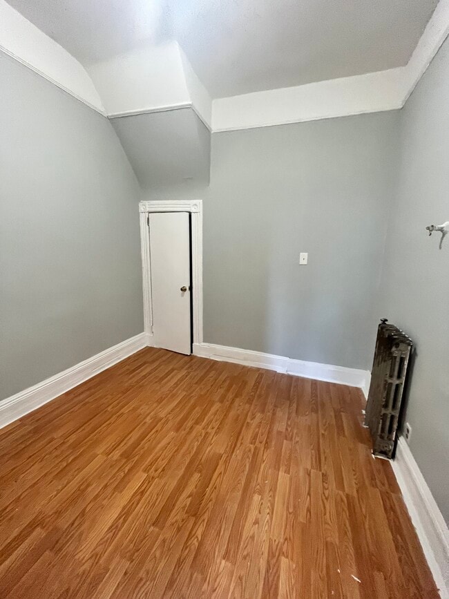 Foto del edificio - 44 Clerk St