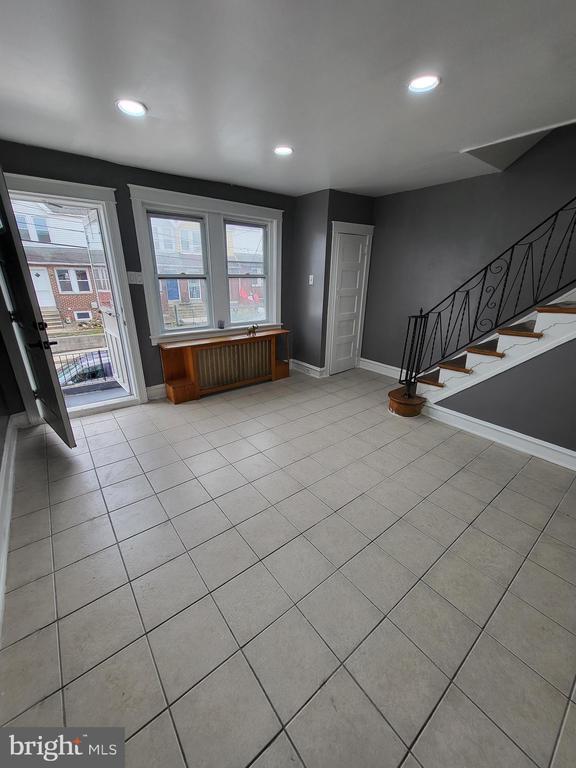 Foto del edificio - 7103 Seaford Ave