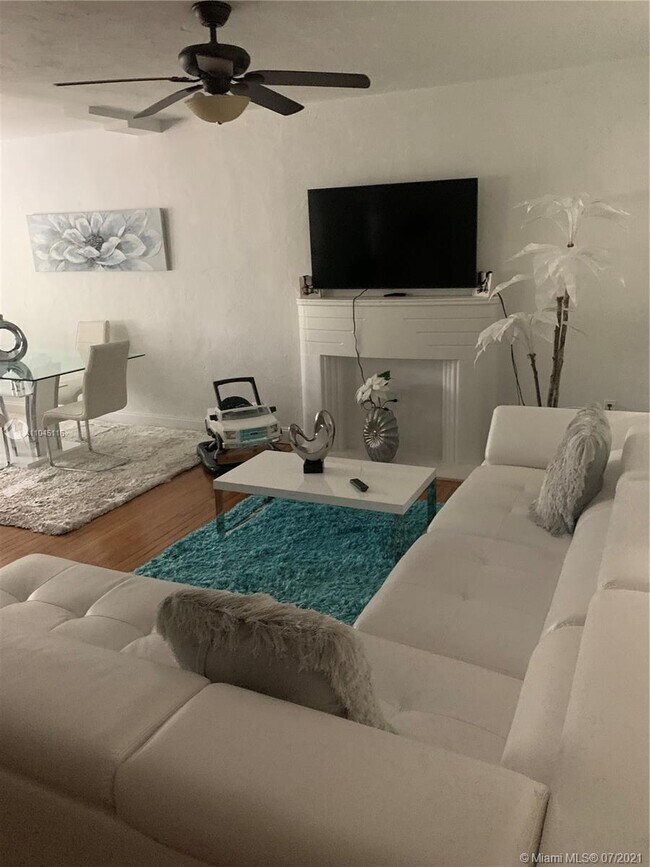 Foto del edificio - 2131 SW 19th Ave