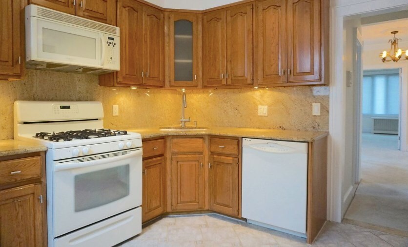 Foto principal - 34-51 Crescent St