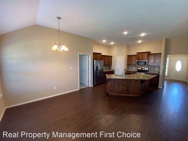 Foto del edificio - 3 br, 2 bath House - 521 Ridge Point Dr