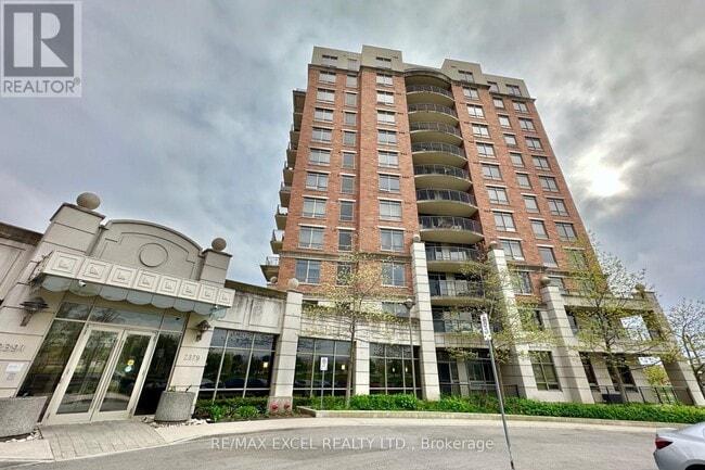 Building Photo - 2379-2379 Central Park Dr