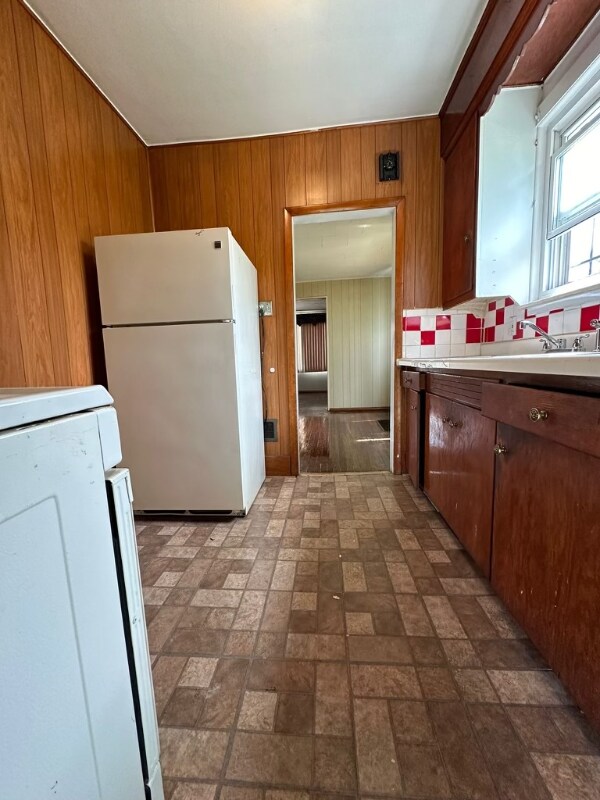 Foto del edificio - 16019 Prospect St