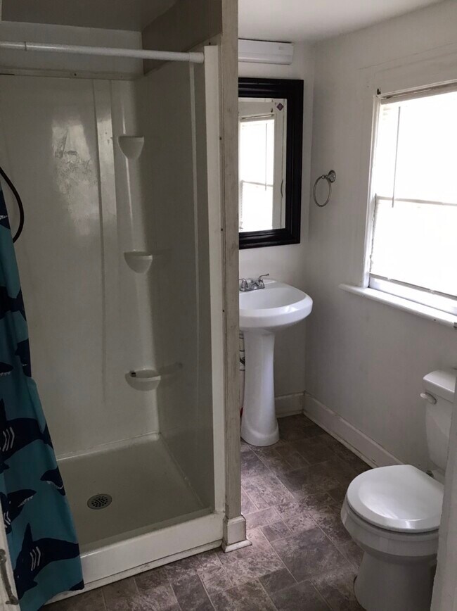 Foto del edificio - 816 Spring Garden St