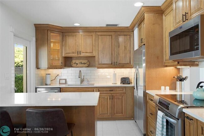 Foto del edificio - 409 NW 27th St