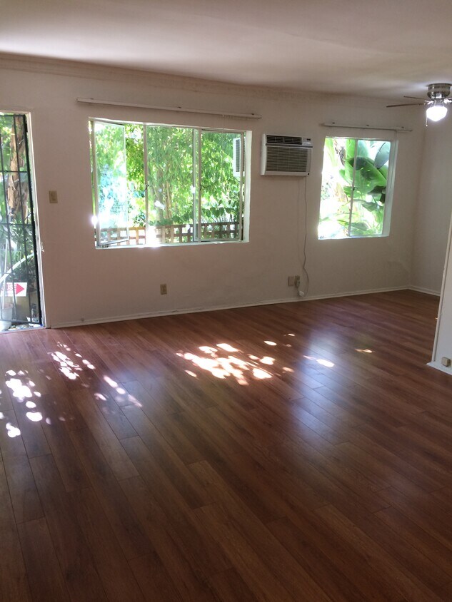 185 Apartments for Rent in Beachwood Canyon, CA Westside Rentals