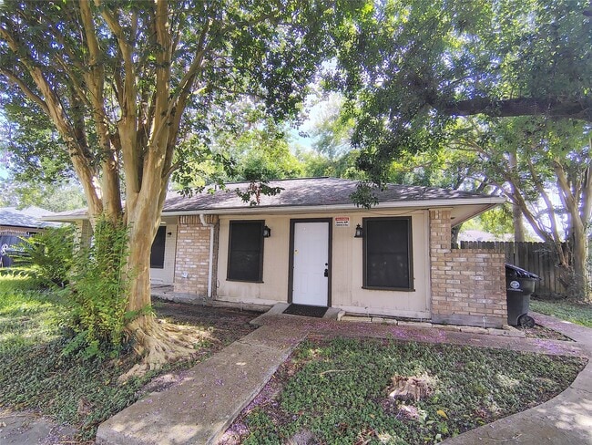 Building Photo - 11926 Rhinebeck Dr