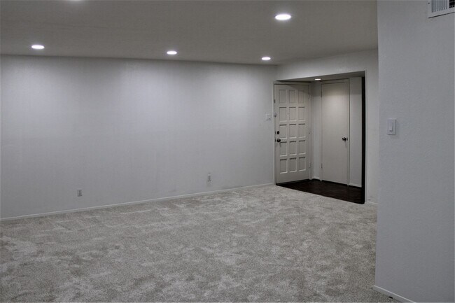 Foto del edificio - Birchbrook Drive