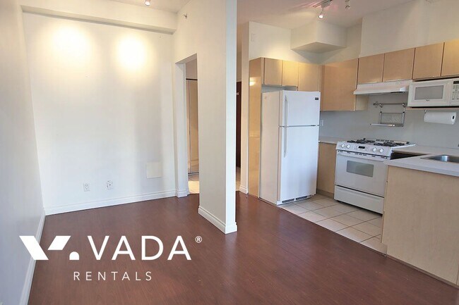 Photo du bâtiment - Venus Studio For Rent 1710-1239 West Georg...