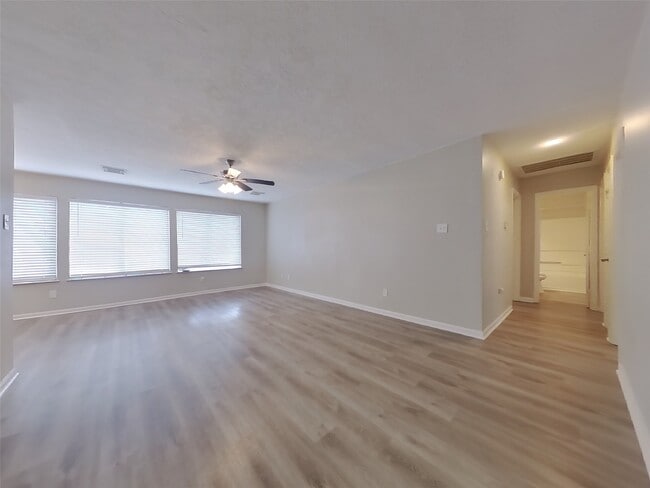 Building Photo - 22042 Soft Pines Ct