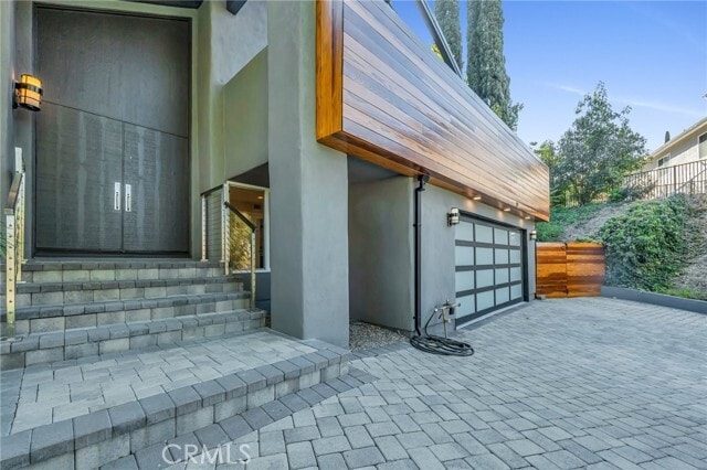 Building Photo - 4642 Poe Ave