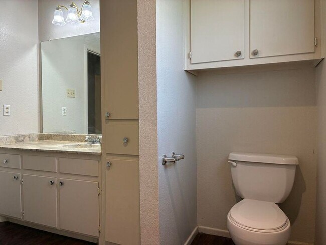 Foto del edificio - 3 Wagnon Dr