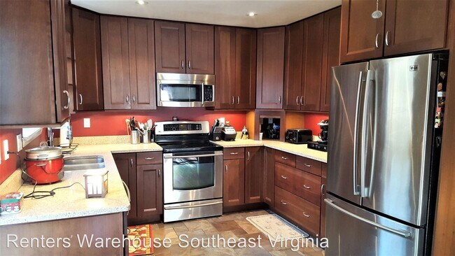 Building Photo - 3 br, 2 bath House - 1815 Rich Court