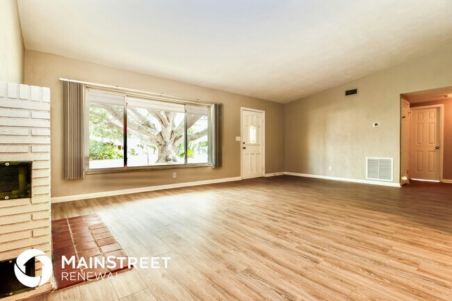 Foto del edificio - 9924 109th St