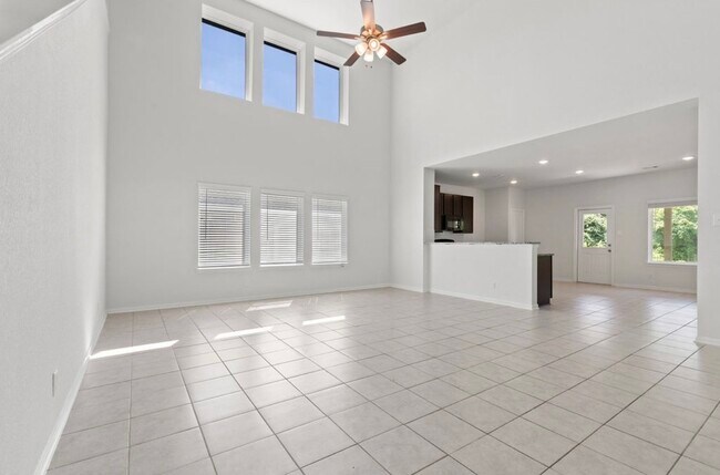 Foto del edificio - 5319 Rivers Edge Dr