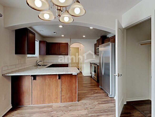 Building Photo - 2551 N Hose Gulch Ave