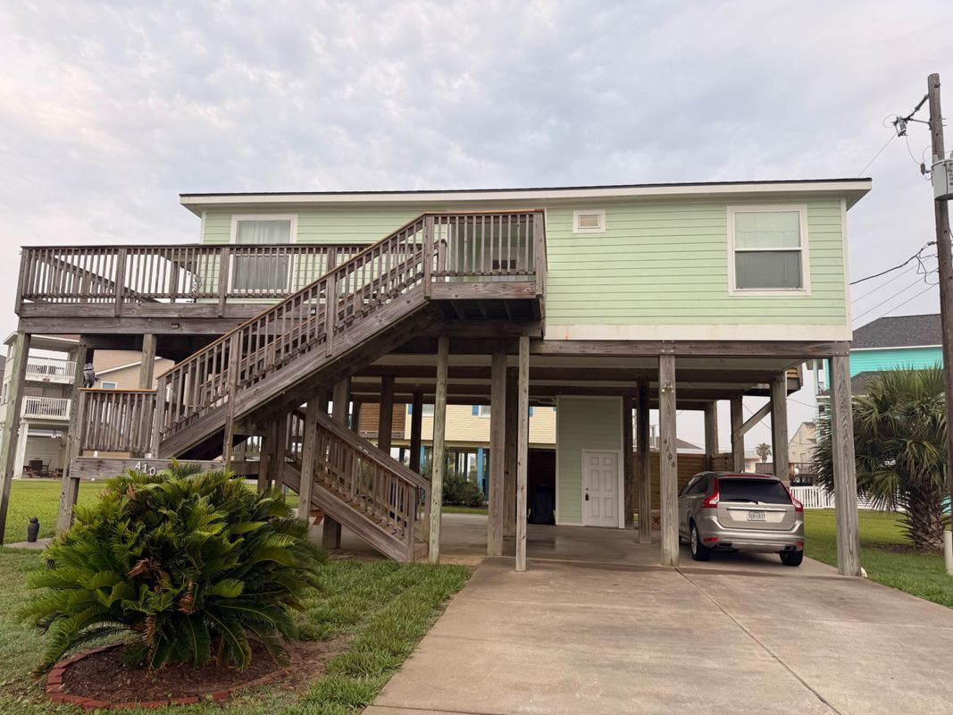 Building Photo - 4106 Temprano Dr