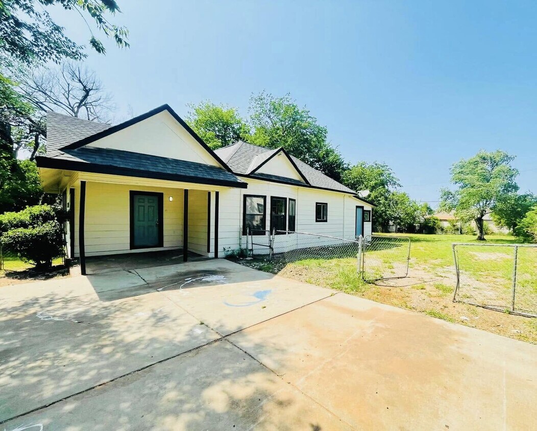 Photo - 2821 SW 35th St (Oklahoma City, OK)