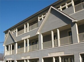 Building Photo - 79 Danbury Rd