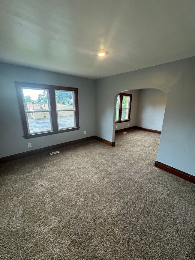 Foto del edificio - 235 S Arlington St