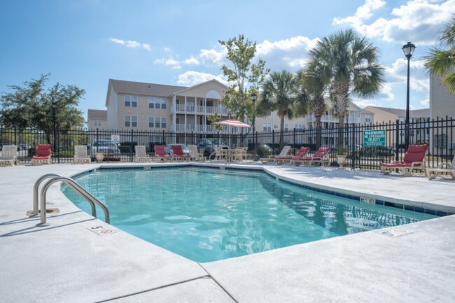 Foto del edificio - 161102 Halyburton Memorial Pkwy