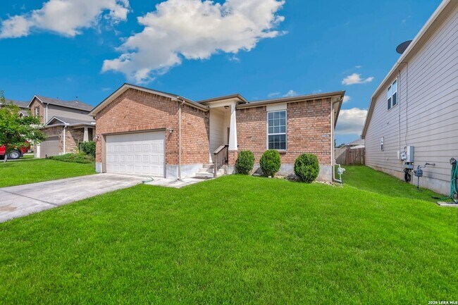 Foto del edificio - 8722 Buggy Ln
