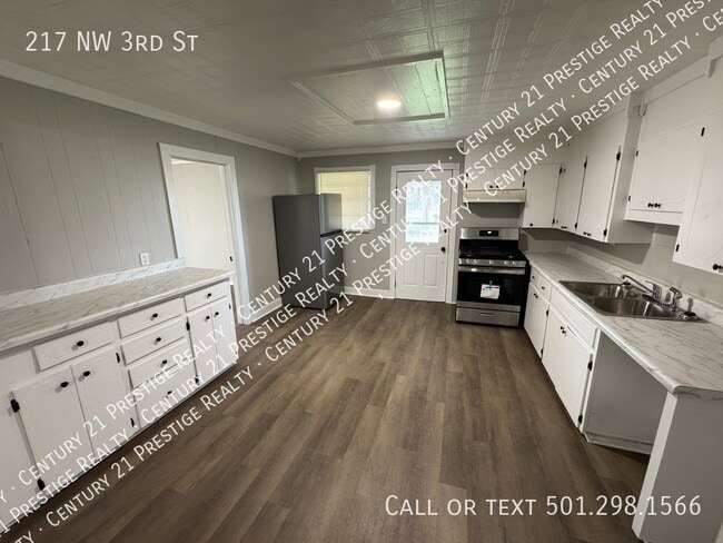 Foto del edificio - 217 NW 3rd St