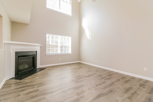 Foto del edificio - 1421 Cairo Way