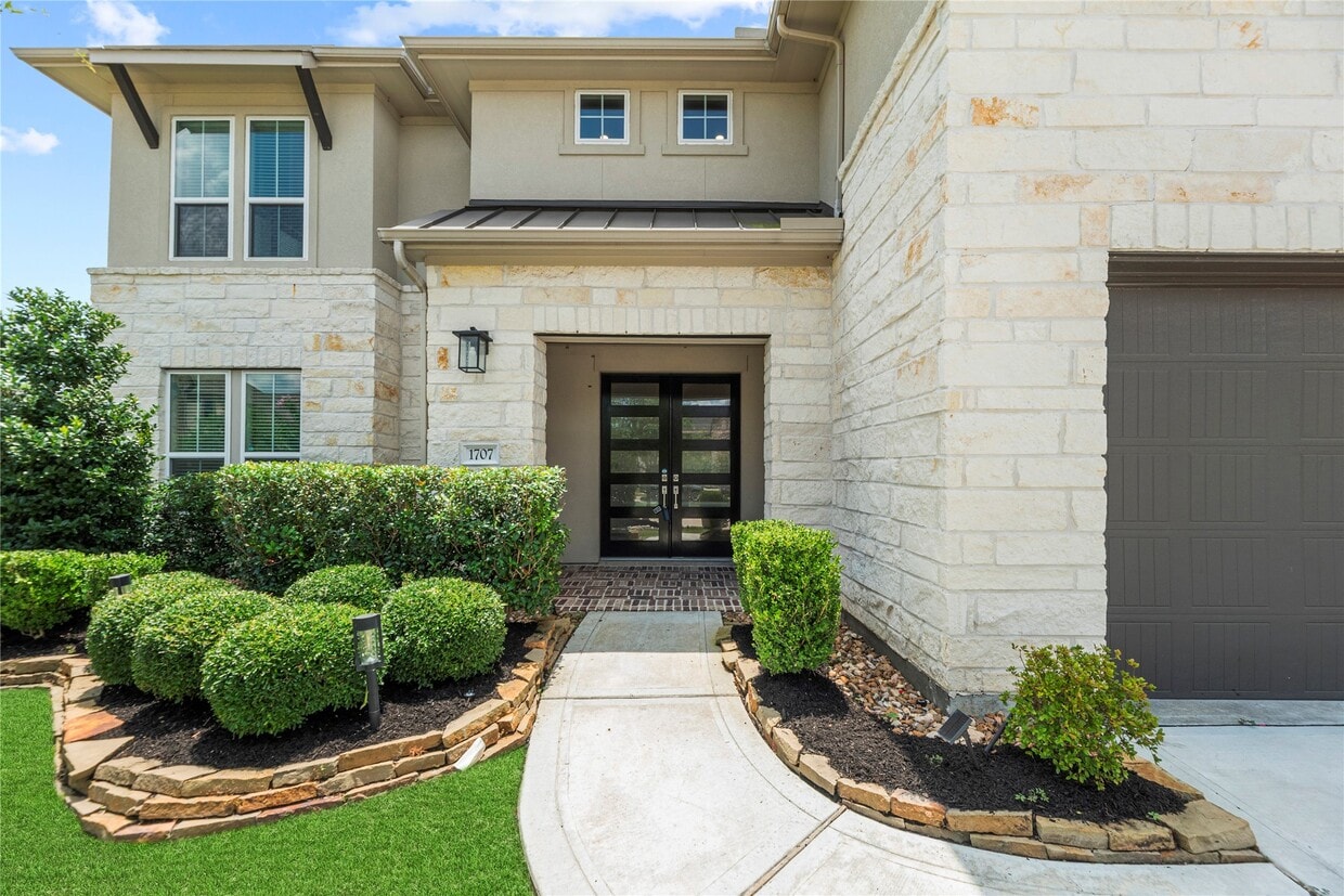 Foto principal - 1707 McCrae Hill Ct