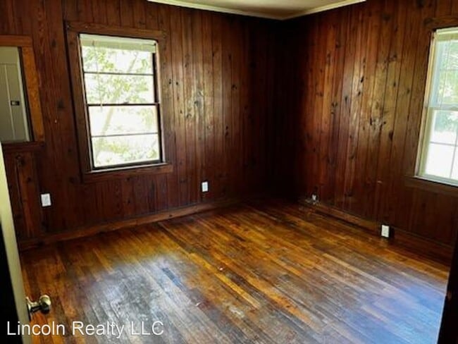 Building Photo - 2 br, 1 bath House - 408 Bullock Ave*