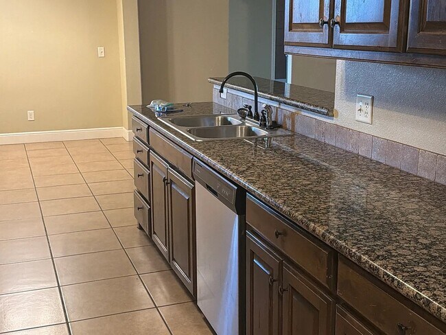 Foto del edificio - 4523 Willow St