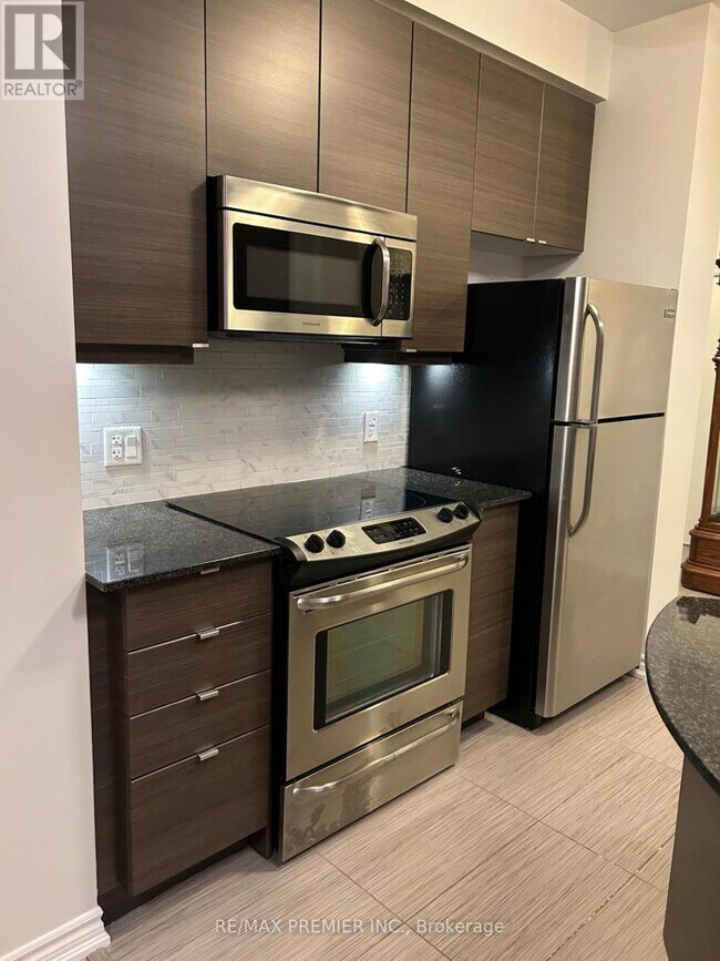 Photo du bâtiment - 7730 Kipling Ave