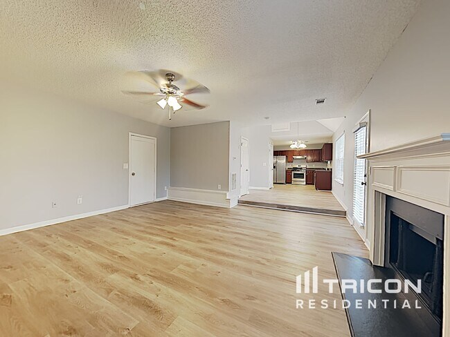 Building Photo - 6972 Foxmoor Way Douglasville GA