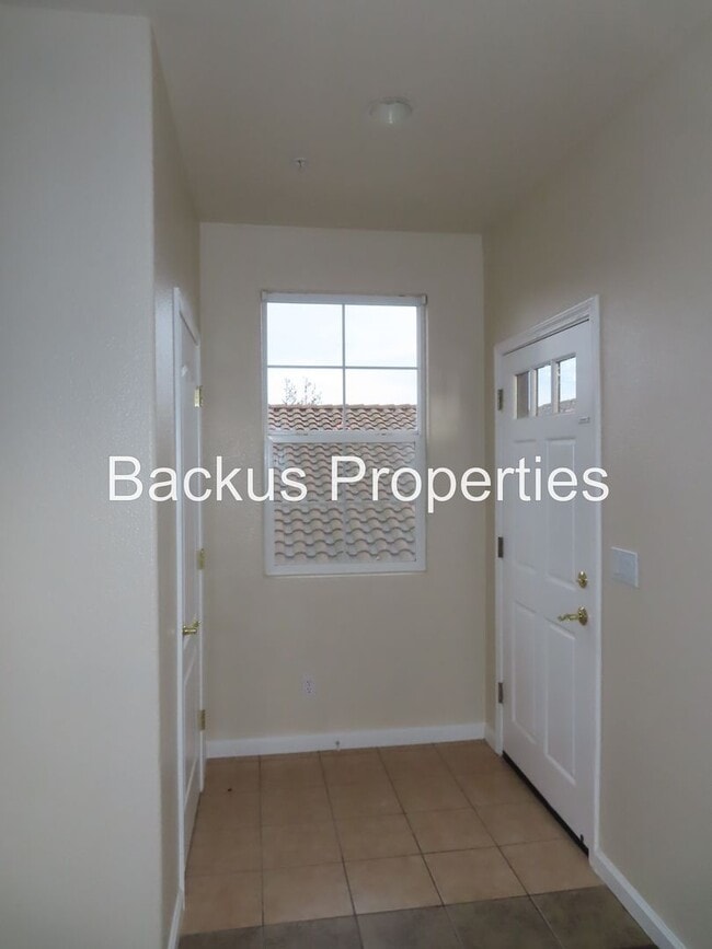 Foto del edificio - 11 Huerta Ave