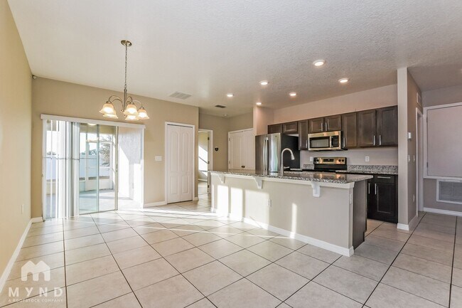 Foto del edificio - 2298 Canyon Breeze Ave