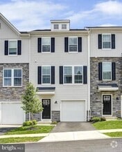 Building Photo - 903 Magnolia Ln