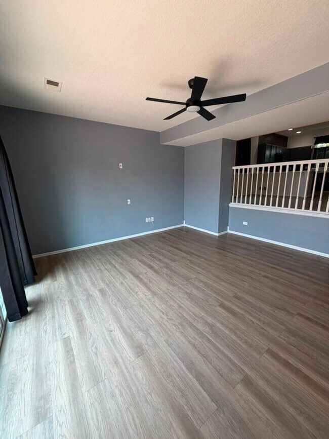 Foto del edificio - 2827 Aspen Ave