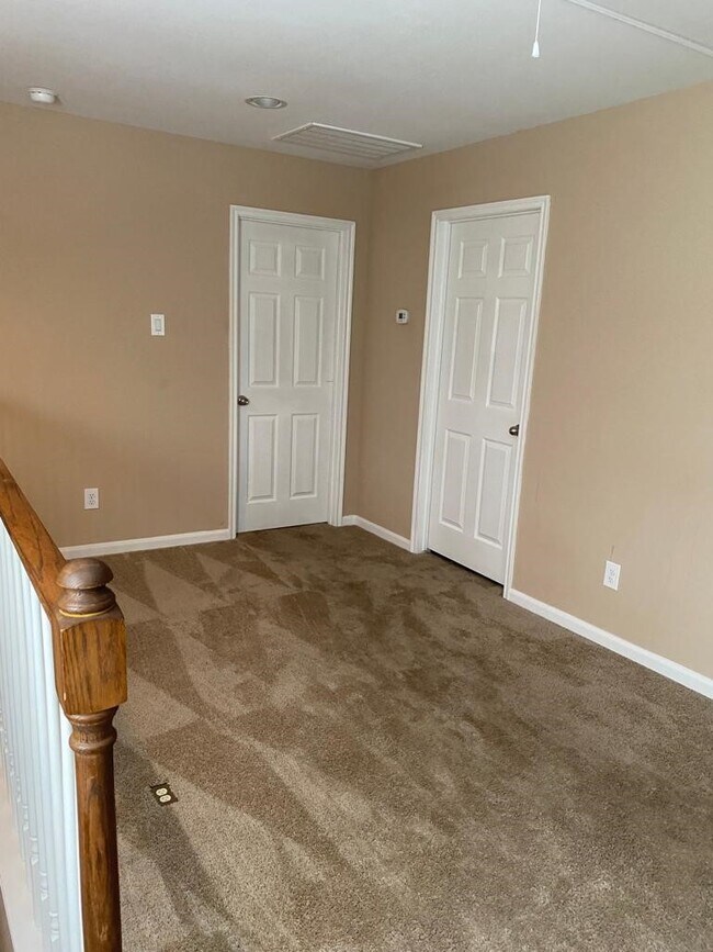 Foto del edificio - 17117 Wilthorne Gardens Ct