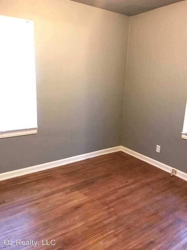 Building Photo - 3 br, 1 bath House - 1126 Slater St