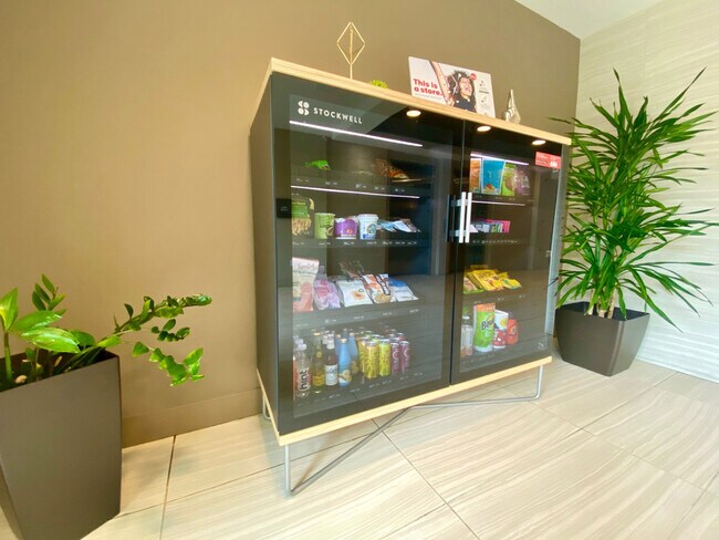 481 Apartamentos en Mathilda — foto comunitaria - 481 On Mathilda
