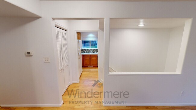 Foto del edificio - 46 Ransom Rd