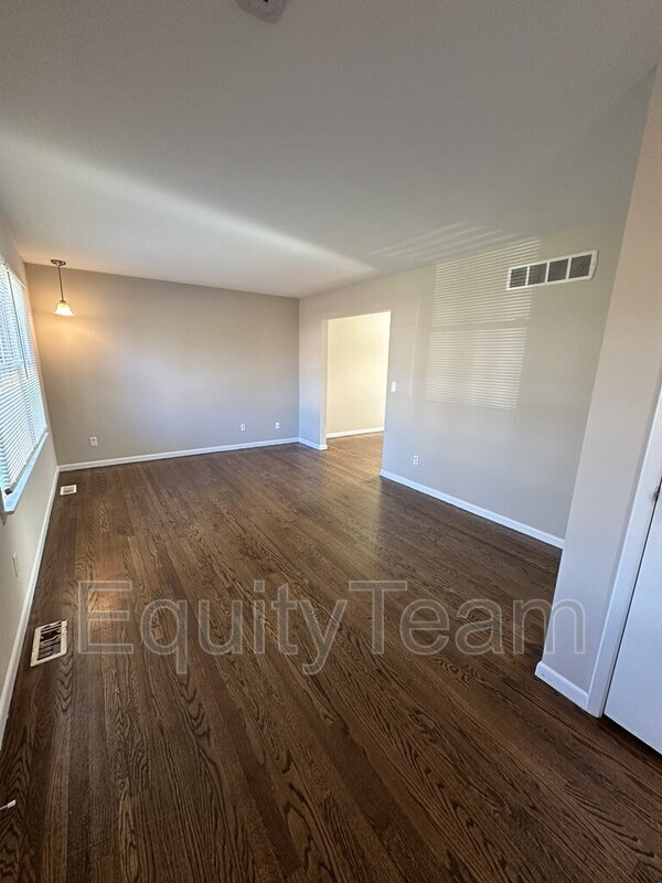 Foto del edificio - 517 Brunswick Dr