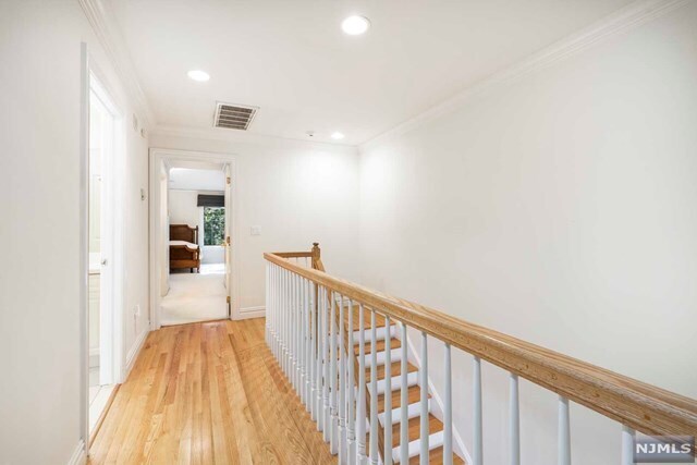 Building Photo - 19 Stone Brook Ct
